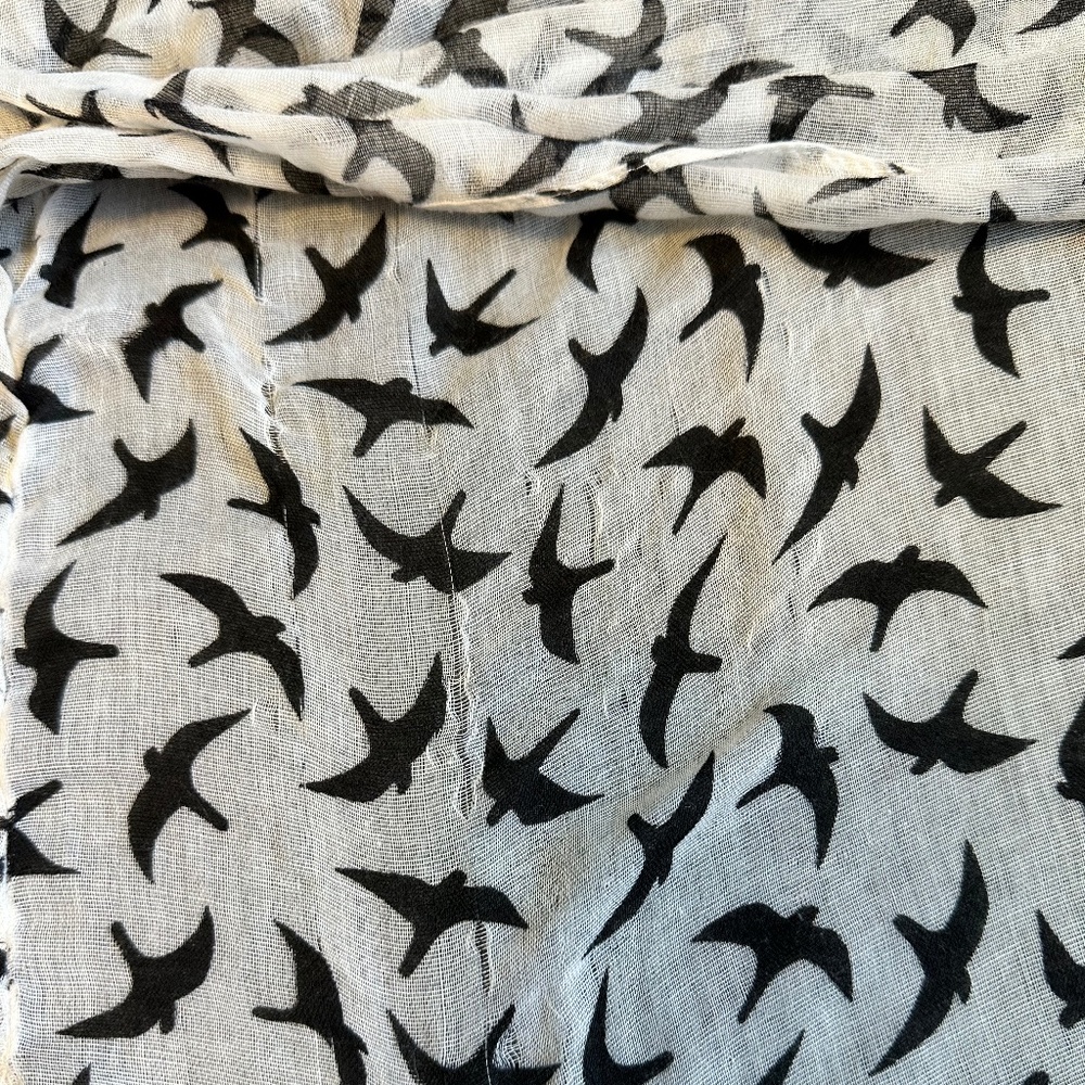 Bird Design Infinity Scarf - Picture 7 of 14
